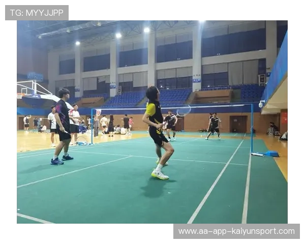 羽毛球赛场商业开发升温，票务与周边市场双爆发