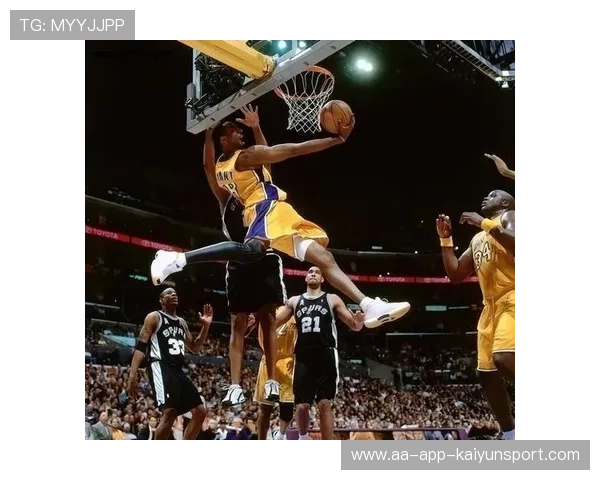 历史瞬间：那些永载NBA经典的比赛片段！，nba载入史册的比赛