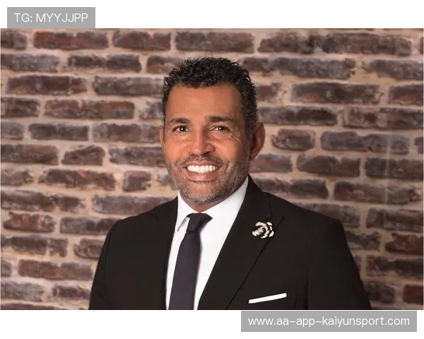 安德森在市场谈判中的灵活性受到业内认可，安德森的理论